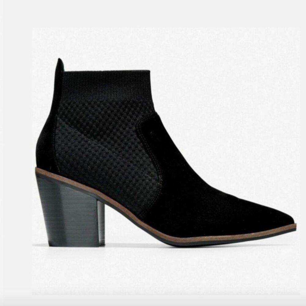 NIB Cole Haan Maggie Suede Tonal Bootie Black Size 6.5B